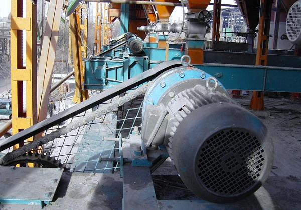 �����ΰ�ݔ�͙C���bʹ�ìF(xi��n)���DƬ